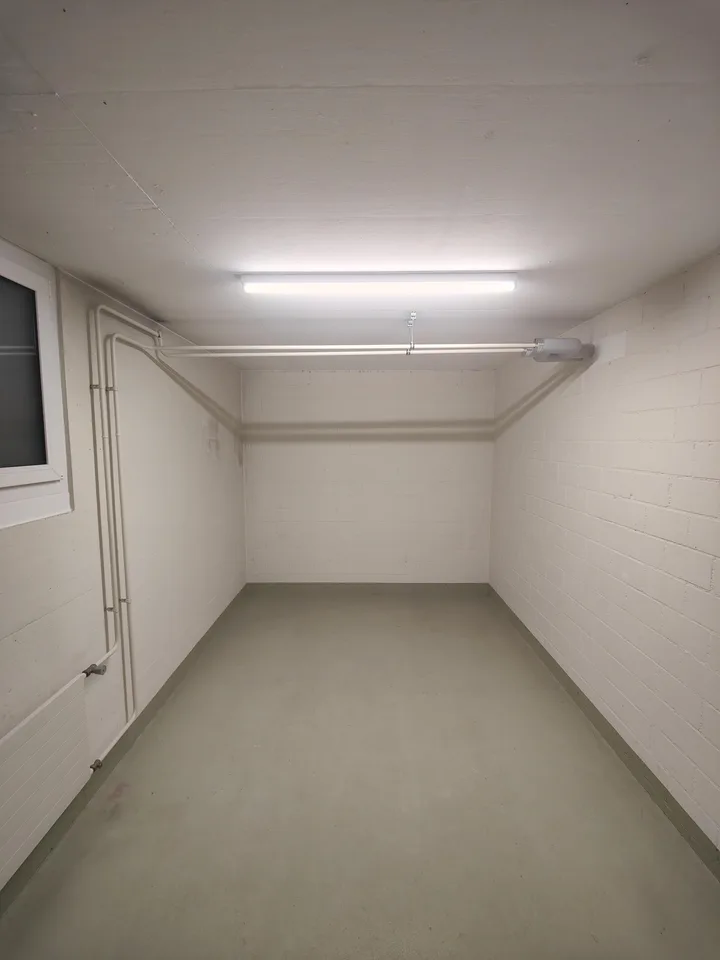 13.2m2 Salle de stockage Suhr - Gönhardweg 13B (DISPONIBLE À PARTIR DU DÉBUT D'OCTOBRE)