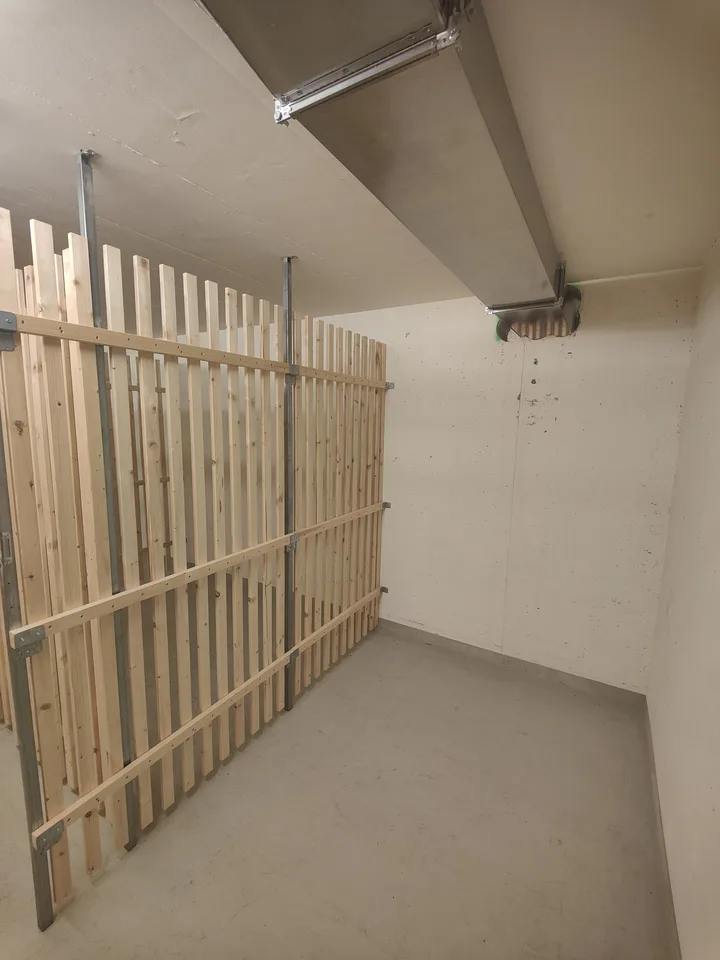 5.4m2 Magazzino Basilea - Hochstrasse 16