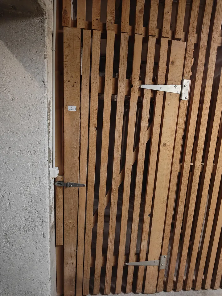 2.77m2 Espace de stockage Zurich - Badenerstrasse 356