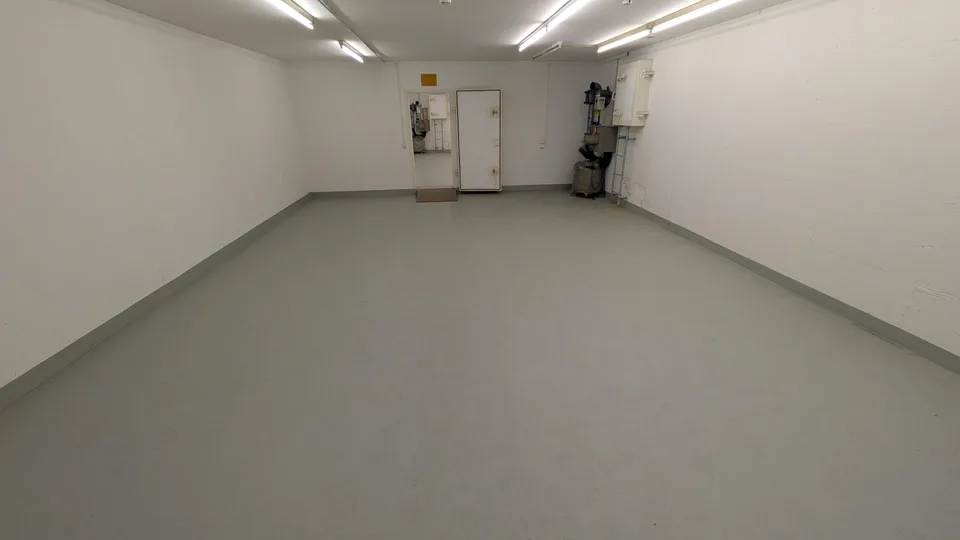 115.0m2 Storage Room Zurich - Hohlstrasse 552-556