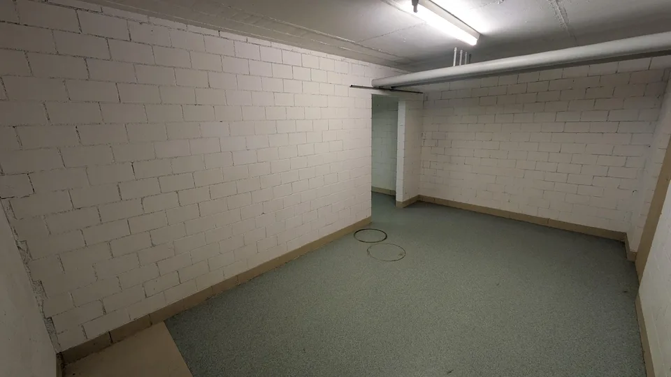 74.0m2 Storage Room Fehraltorf - Haldenstrasse 4