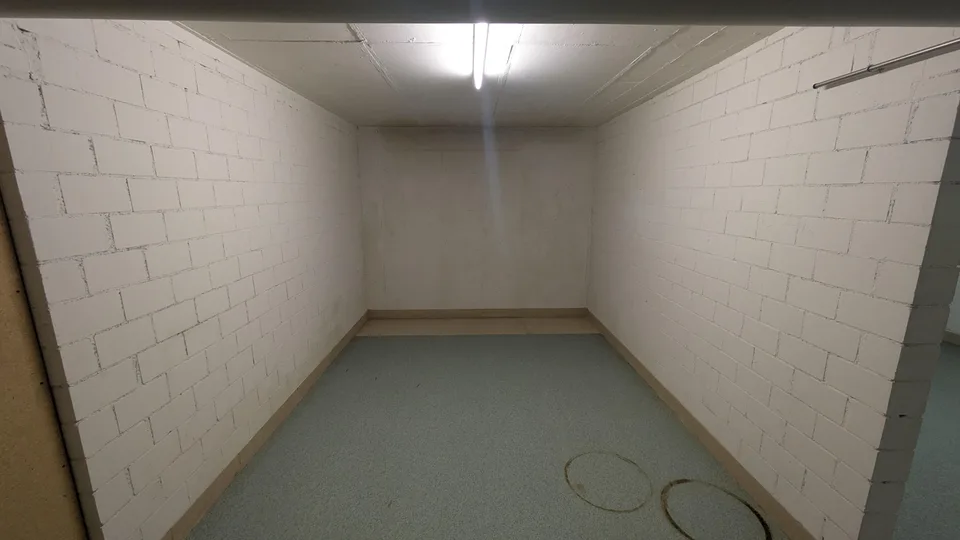 74.0m2 Storage Room Fehraltorf - Haldenstrasse 4