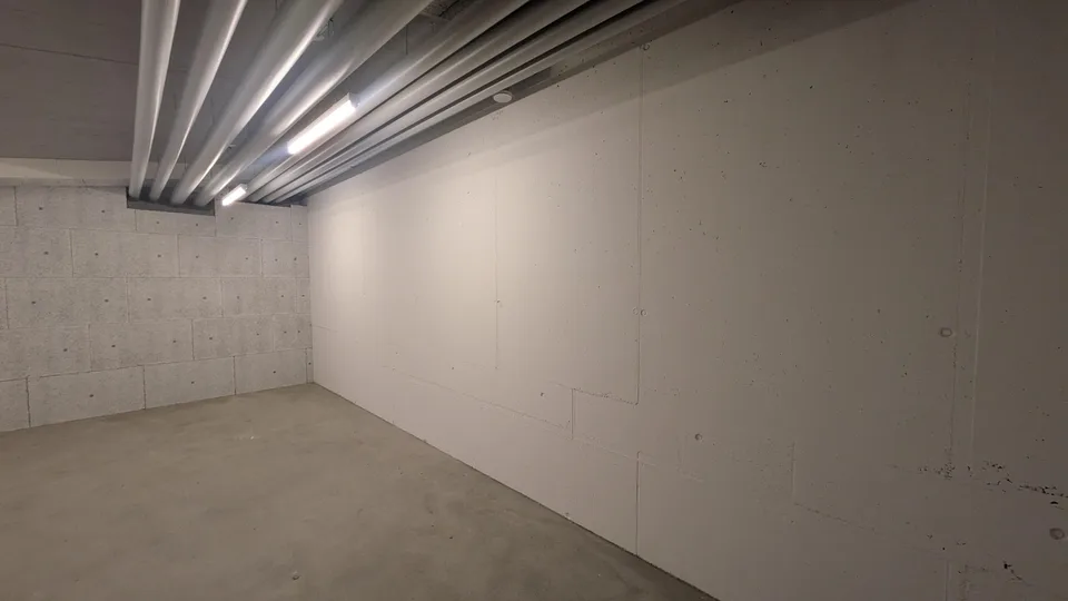 82.5m2 Storage Room Regensdorf - Althardstrasse 52B