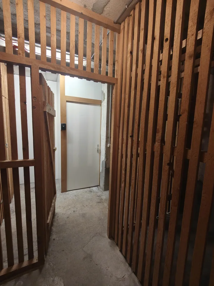 2.6m2 Magazzino Zurigo - Badenerstrasse 356