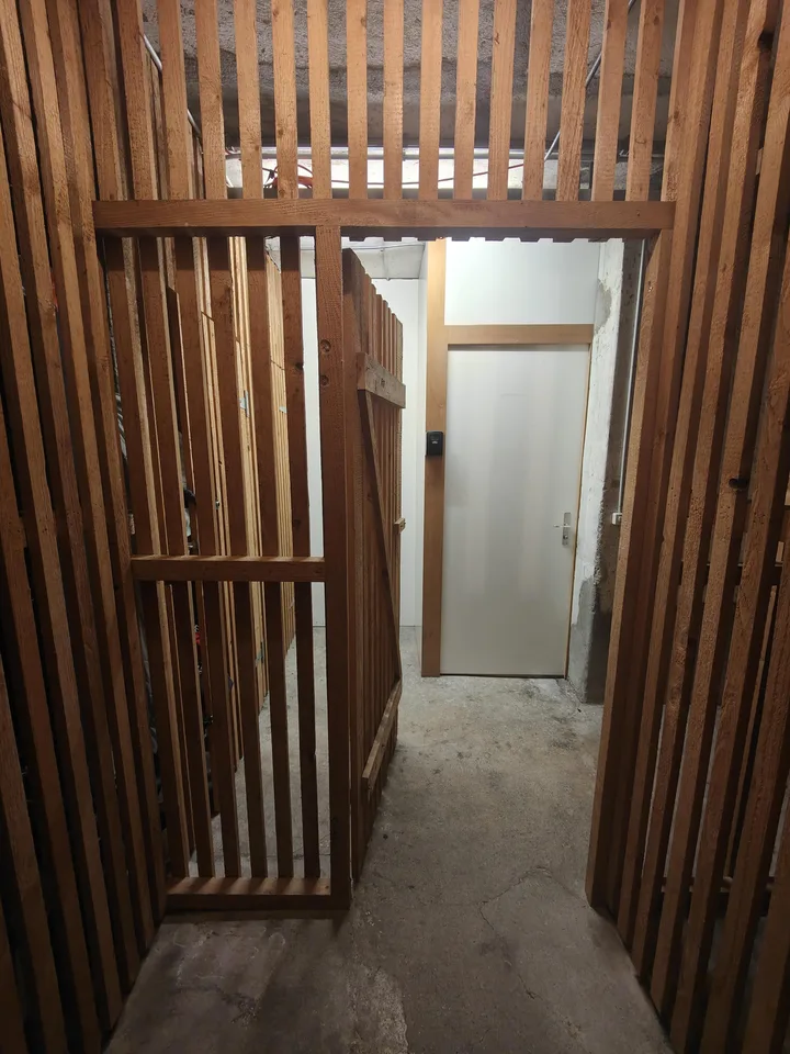 2.6m2 Magazzino Zurigo - Badenerstrasse 356