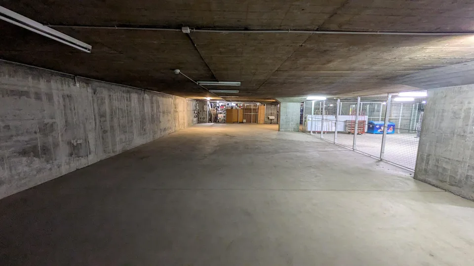 Spazio di stoccaggio di 262,0 m2 a Birsfelden - Rheinfelderstrasse 19