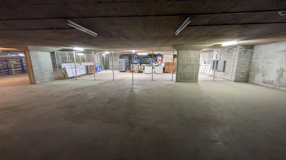 Spazio di stoccaggio di 262,0 m2 a Birsfelden - Rheinfelderstrasse 19