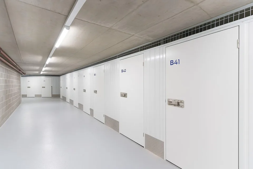 Selbstlagerung 24/7 - Boxen von 1 m³ bis 25 m³ - Genf, Cornavin – Foto 2 von 11