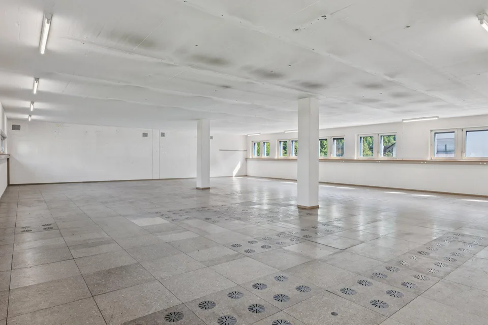 Space, Freedom &amp; Alpine View – Your New Area in Glarus