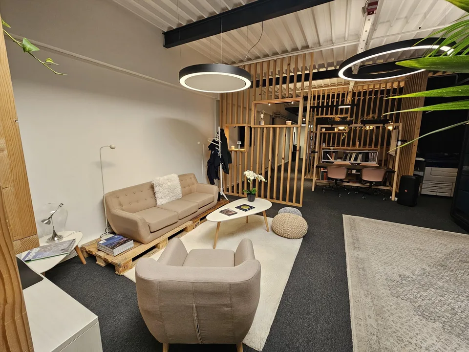 Very nice spaces available in spring 2027