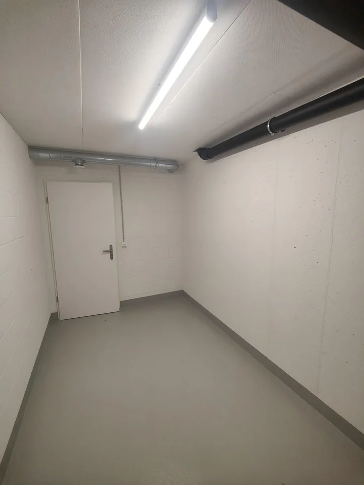 8.88m2 Lagerraum Neuendorf - Dorfstrasse 37/37a