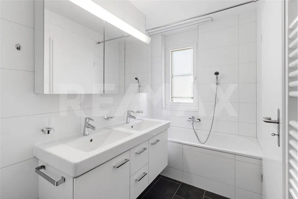 Appartamento duplex di 6 ½ stanze con vista sulle montagne - Vita familiare vicino al Türlersee