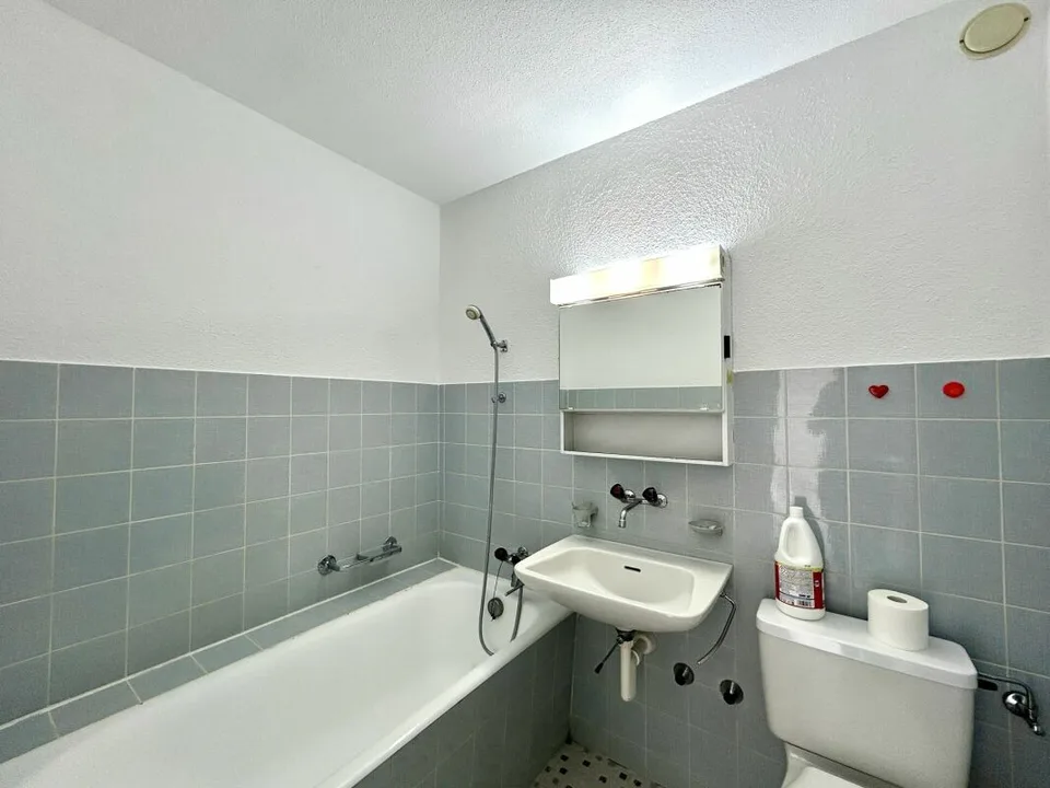 Appartement 5.5 pièces avec potentiel de conception individuelle à Rüfenacht !