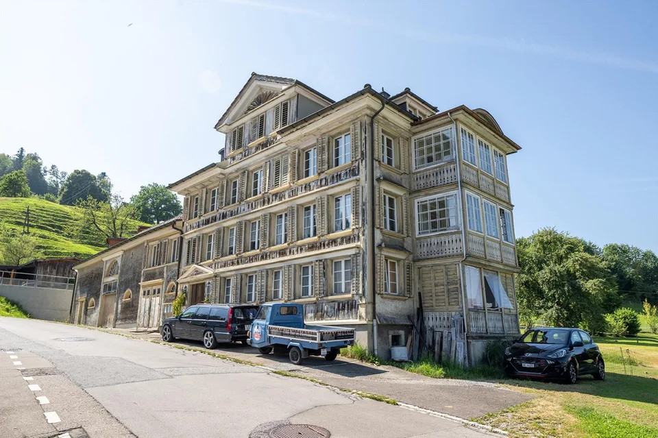 Mehrfamilienhaus mit Ausbaupotenzial