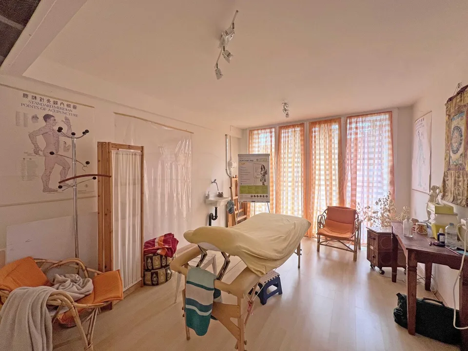 Villa mit Möglichkeit, 2 unabhängige Wohnungen zu schaffen