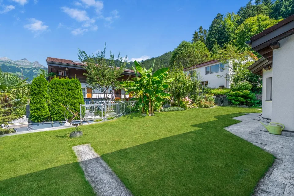 Maison Double Familiale avec Vue Panoramique Éblouissante
