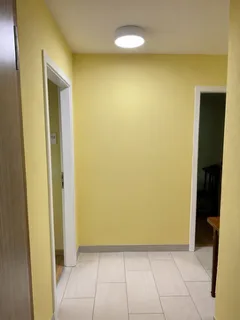 Appartamento arredato con balcone soleggiato, garage interno disponibile e vicino alla stazione