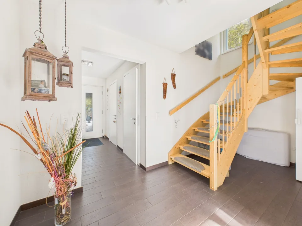 Charmante Villa in Blenio - modernes Design und großzügige Räume in malerischer Umgebung
