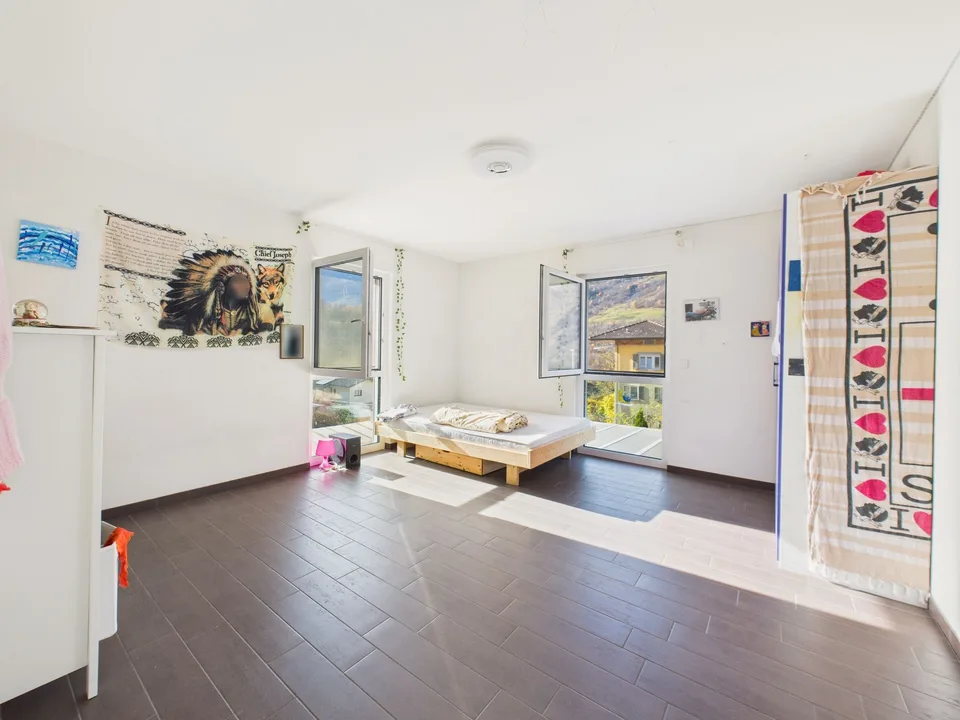 Charmante Villa in Blenio - modernes Design und großzügige Räume in malerischer Umgebung