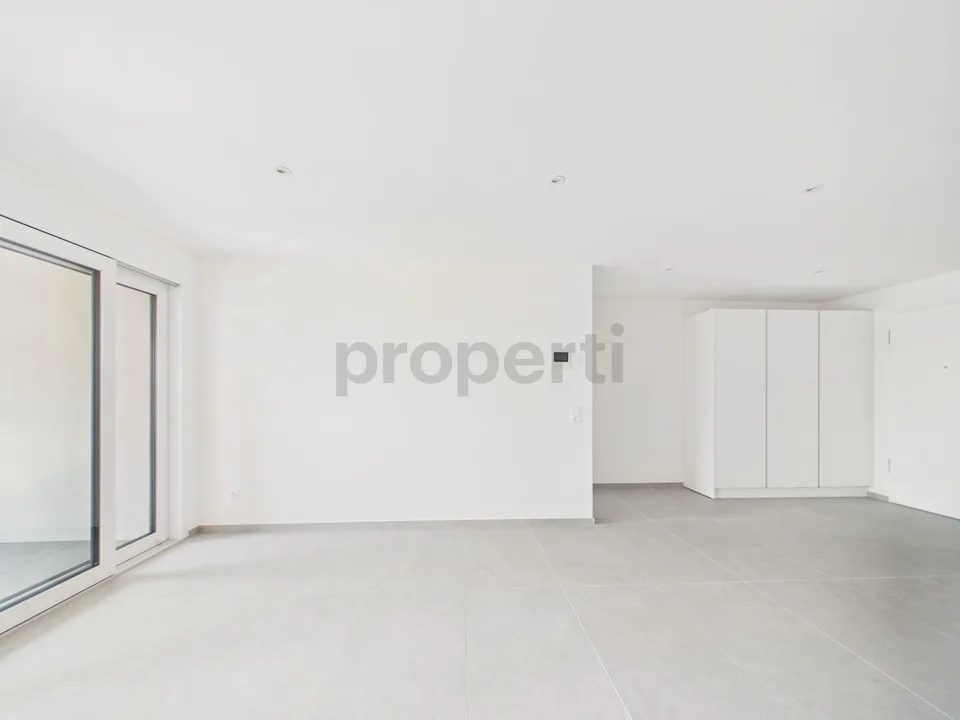 Moderne 2.5-Zimmer-Wohnung mit Keller und Parkplatz, Biasca