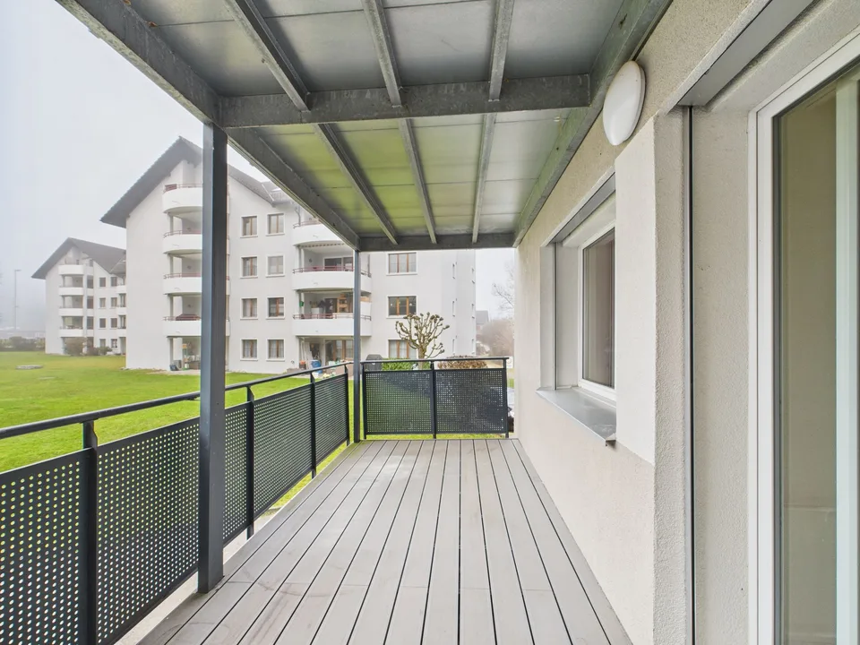 Stufa svedese confortevole e terrazza con box auto incluso