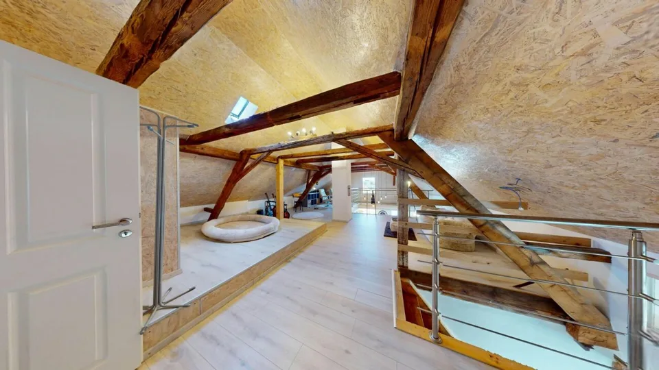 Casa residenziale e commerciale con concetto di utilizzo flessibile