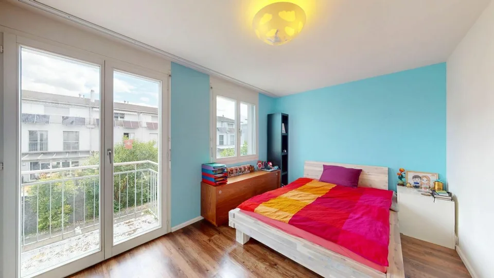 5.5-Zimmer-Reiheneinfamilienhaus mit Wintergarten, Terrasse und gepflegtem Garten im Reinacherhof
