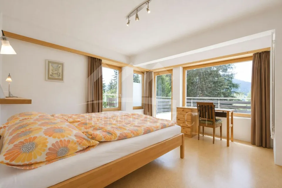 Heimeliges Ferienhaus an ruhiger Südhanglage in Savognin