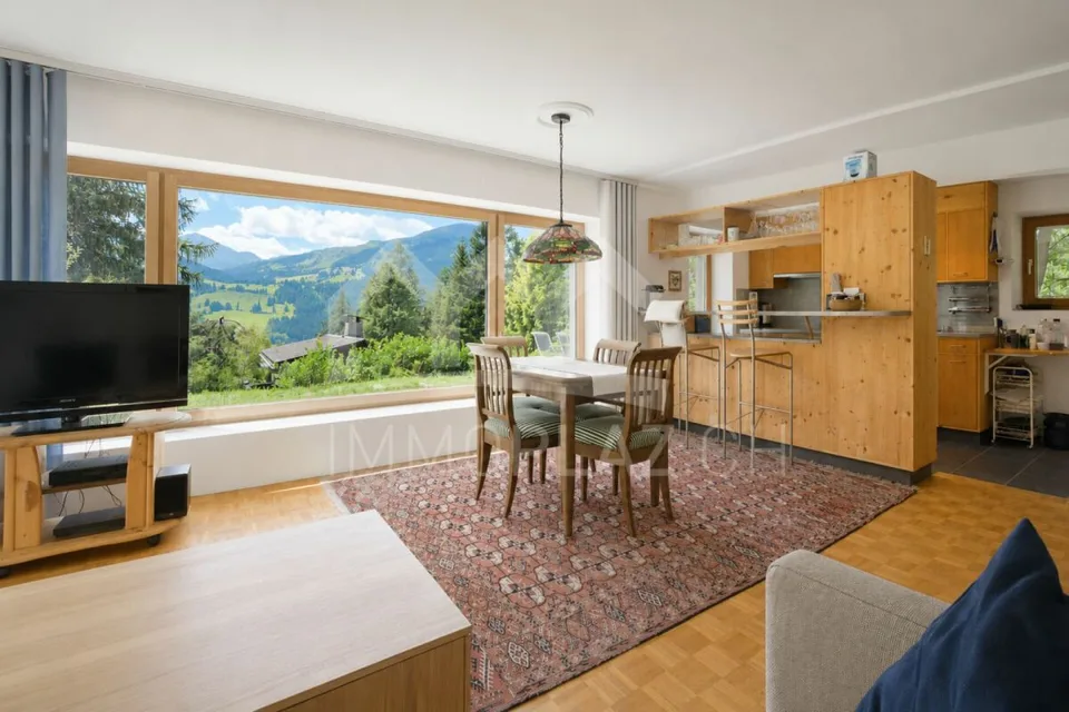 Heimeliges Ferienhaus an ruhiger Südhanglage in Savognin