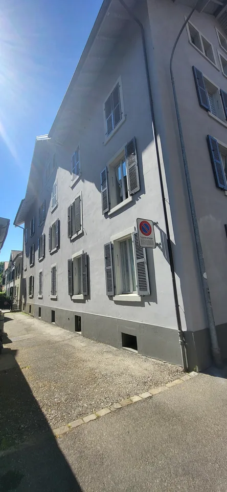 Charmante 3-Zimmerwohnung, Hochparterre rechts, an der Schüss