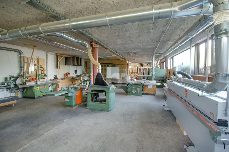 GEWERBEOBJEKT MIT VIELEN MÖGLICHKEITEN