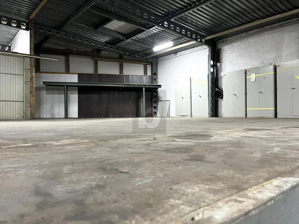 AUTO WORKSHOP FOR RENT