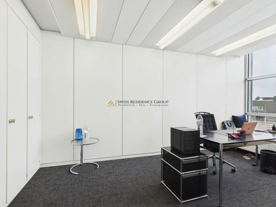 Representative Office Space in Prime Location in Dietlikon