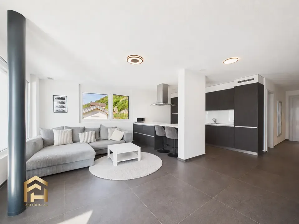 Grosszügige 5.5 Terrassenwohnung mit freiem Blick über das Rhonetal
