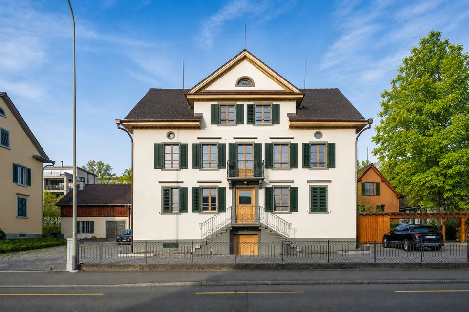 Detached house