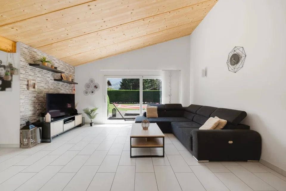Detached 7,5-Zimmer-Villa mit atemberaubendem Blick auf den Haut de Cry