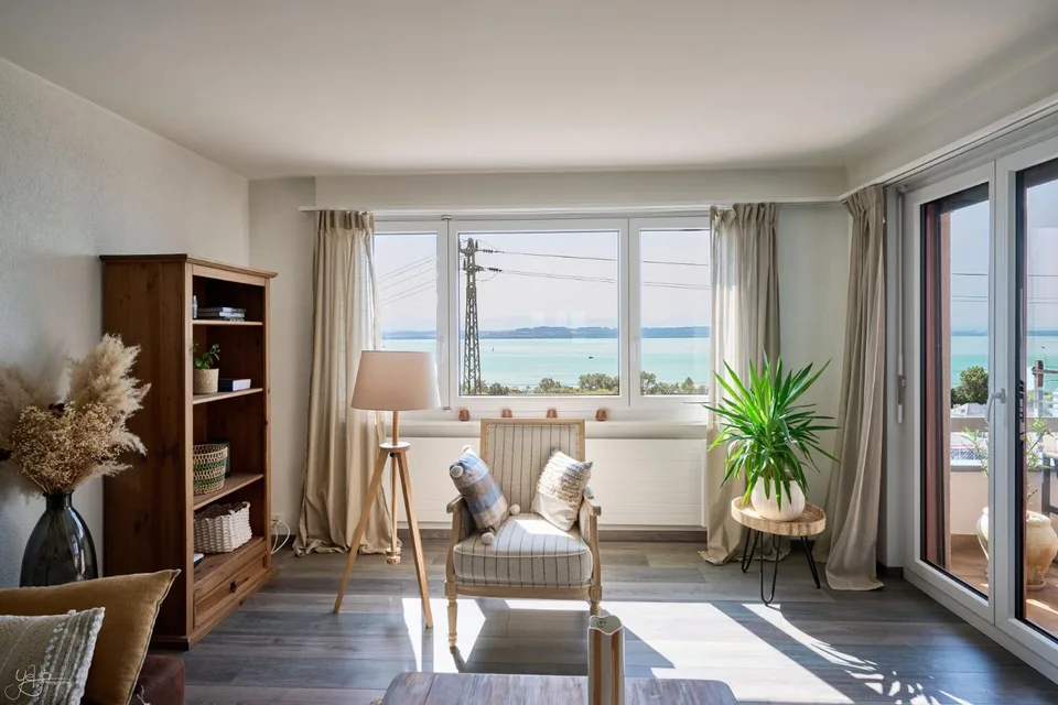 4,5-Zimmer-Wohnung mit atemberaubendem Seeblick