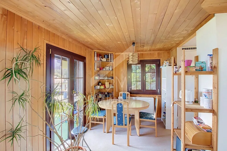 Blockhaus, Blick auf den Genfersee und die Berge - Verkauf an Ausländer OK