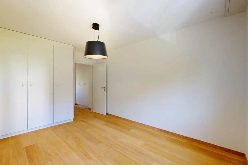3.5 pièces lumineux avec grand balcon et vue dégagée sur le lac