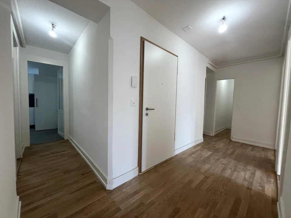Magnificent 3.5 room renovated apartment with balcony and garden in Yverdon-les-Bains