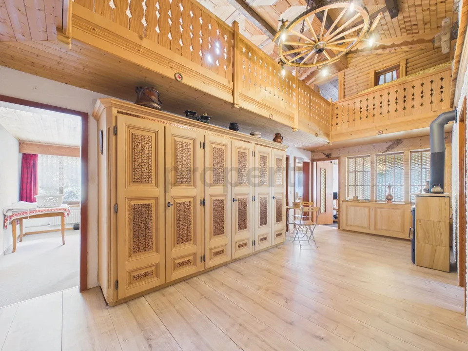 Mehrfamilienhaus an familienfreundlicher Lage