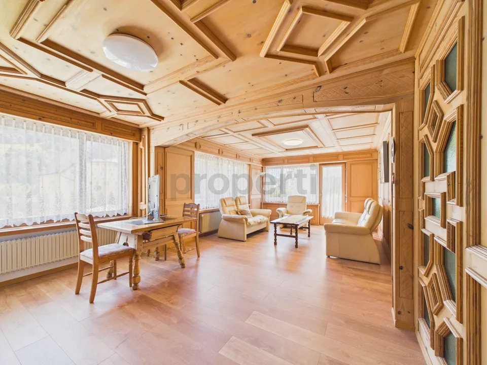 Mehrfamilienhaus an familienfreundlicher Lage