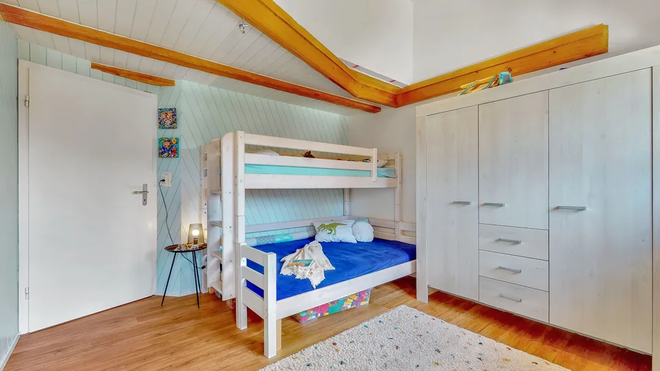 Charmante maison de ville 5.5 pièces à Niederuzwil - Votre nouveau bonheur familial !