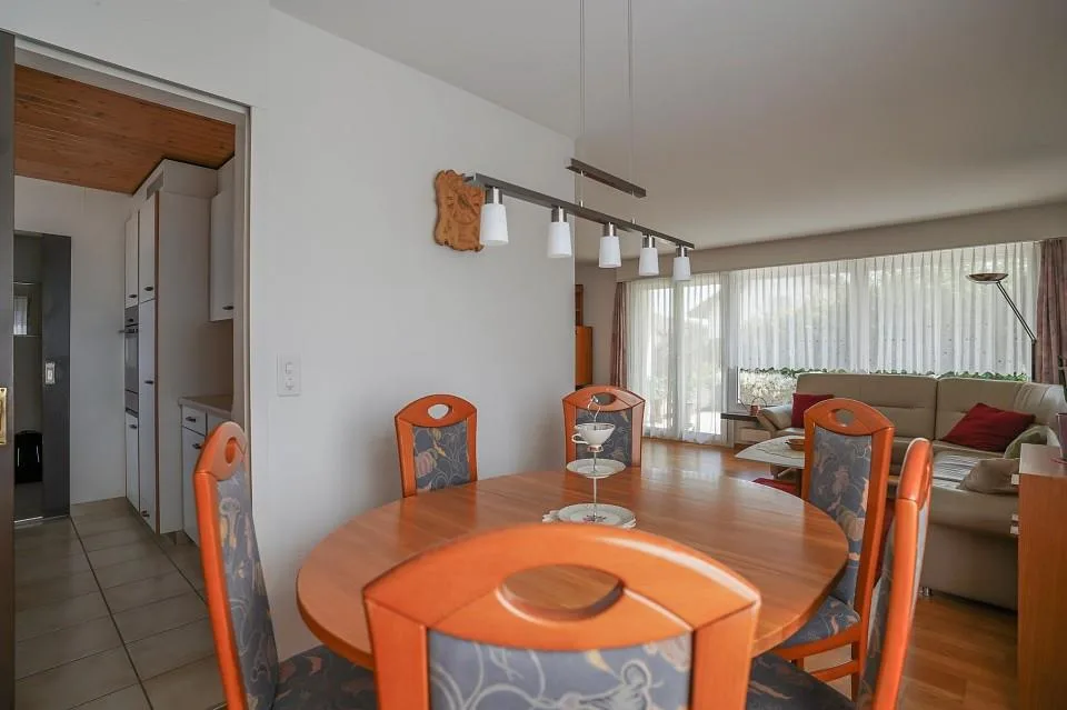 Charming bungalow with 5½ rooms and well-kept surroundings