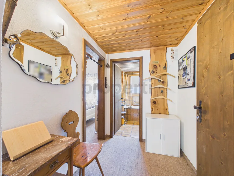 Appartement mansardé de 2,5 pièces meublé avec style