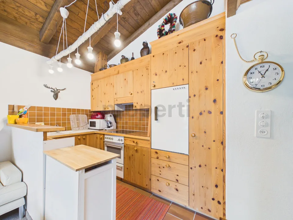 Appartement mansardé de 2,5 pièces meublé avec style