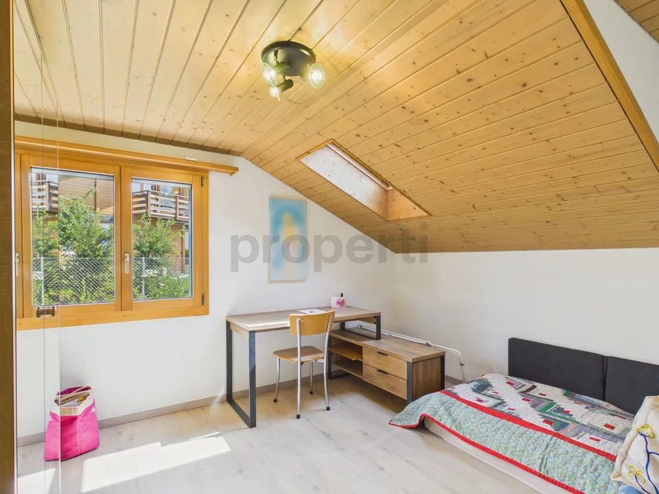 Balkon mit Sempacherseeblick, frisch renoviert und eigener Waschturm