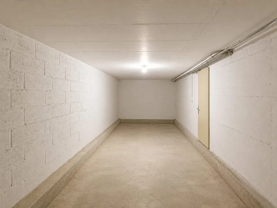 AUSGEZEICHNETE IMMOBILIE - SCHÖNES GRUNDSTÜCK - 1.751 m² - ZU ERGREIFEN