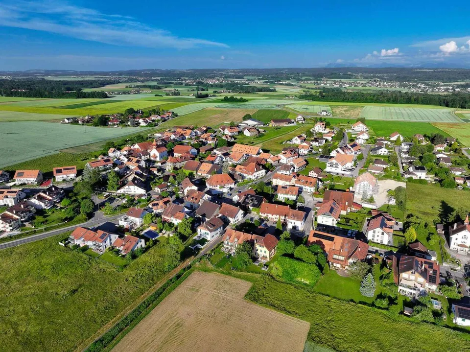 Off Market Casa di villaggio atipica a Sullens