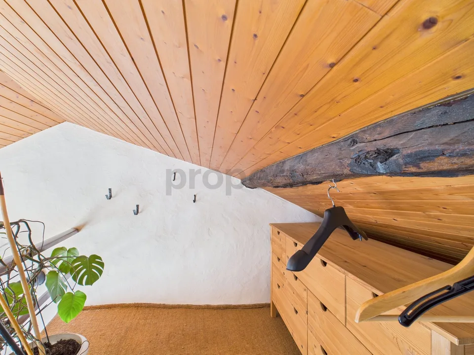 Elegantes Einfamilienhaus mit 3 Zimmern und Balkon, Breggia